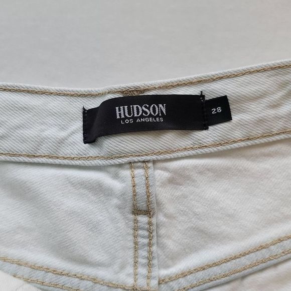 Hudson Jeans High Rise Short - Picture 4 of 8